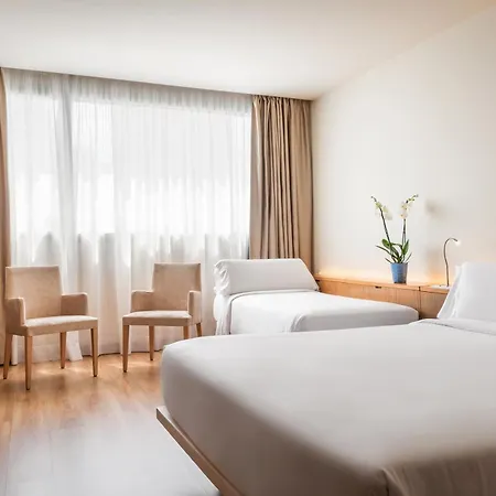 Hotell Sb Diagonal Zero 4 Sup 4*