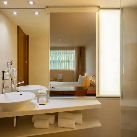 Hotell Sb Diagonal Zero 4 Sup 4*